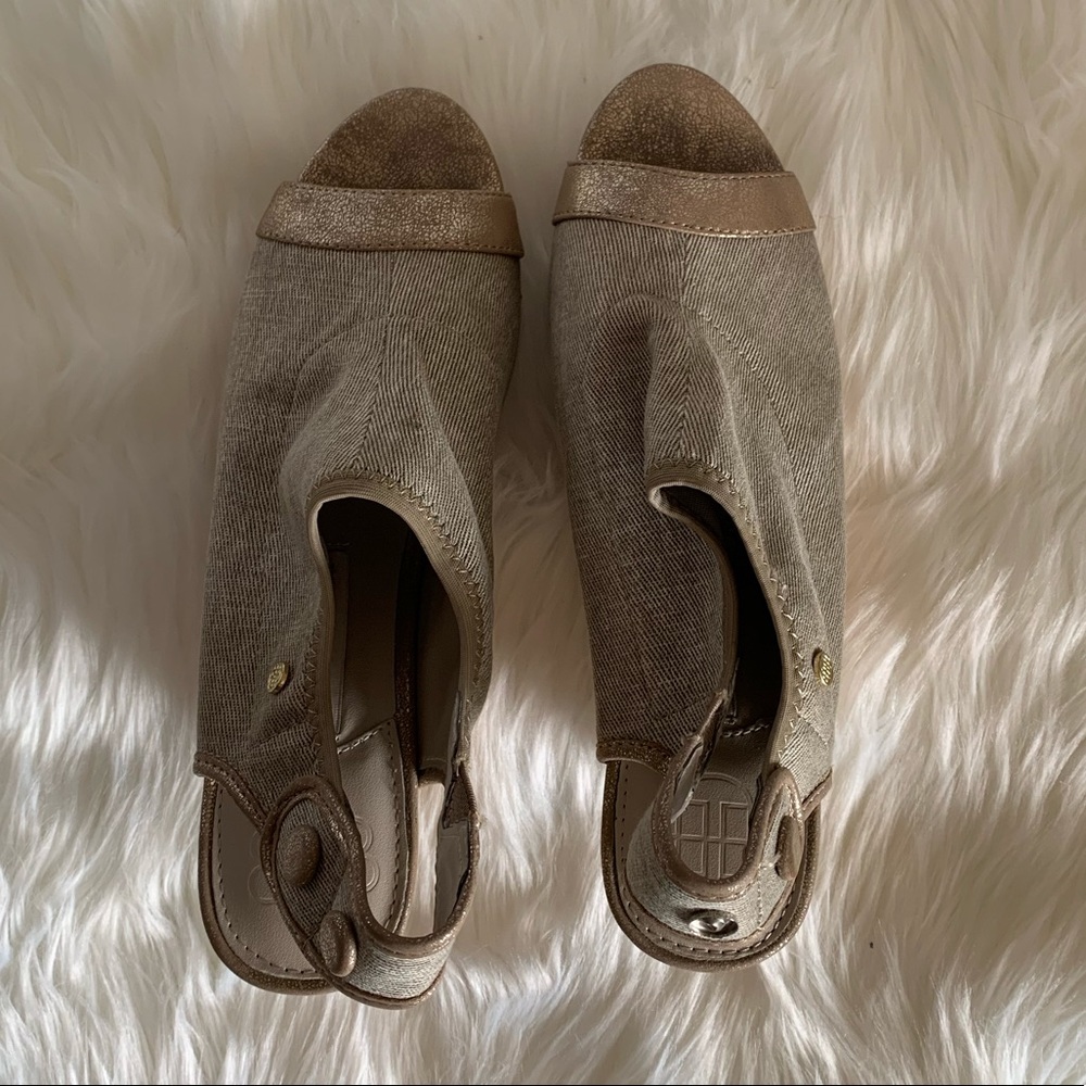 Dana Buchanan Wedges